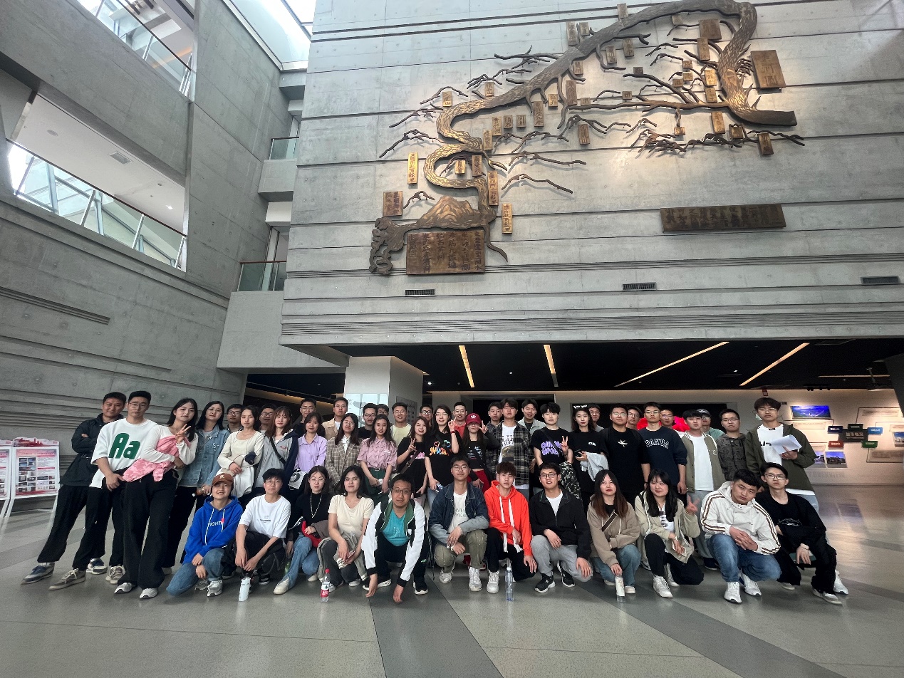 【三抓三促&rdquo;行动进行时】学院组织学生参观兰州城市规划馆，开展课程实践活动